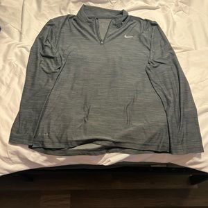 Nike active wear dri-fit top